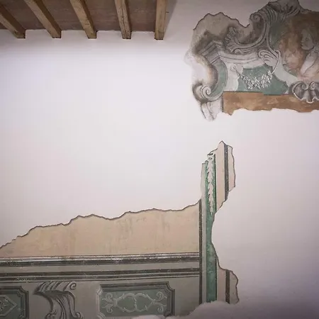 Le Donzelle - Hituscany Pensión