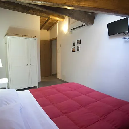 Le Donzelle - Hituscany Guest house Pisa