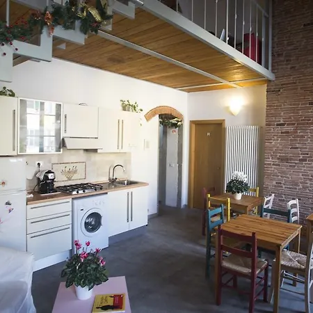 Le Donzelle - Hituscany Guest house Pisa